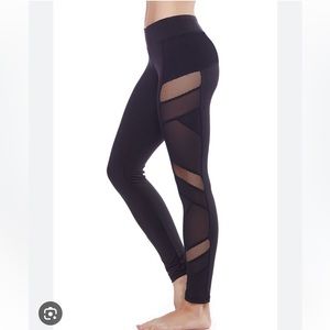 ⚡️Electric Yoga Sexy Mesh panel  Leggings 🖤